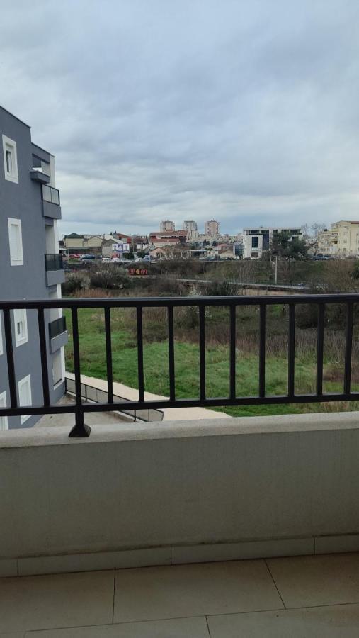 Ribnica Apartment พอดโกริกา ภายนอก รูปภาพ